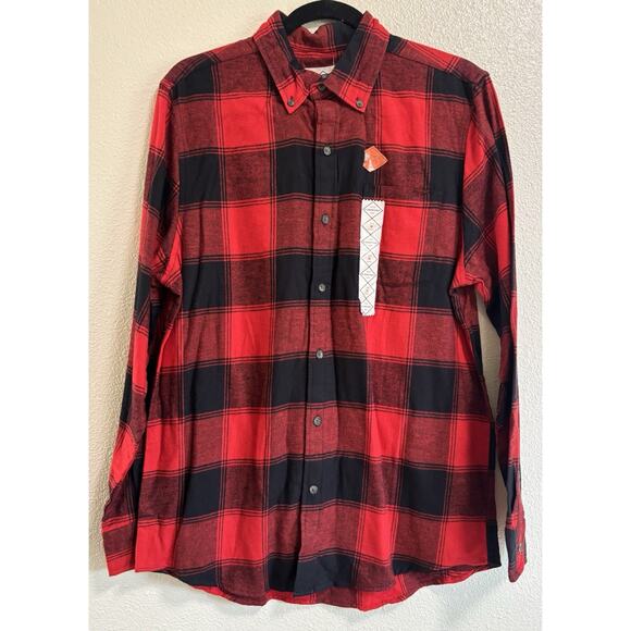 St. John's Bay Other - NWT St Johns Bay Men’s Size M Flannel Shirt Red Black Buffalo Plaid Classic Fit